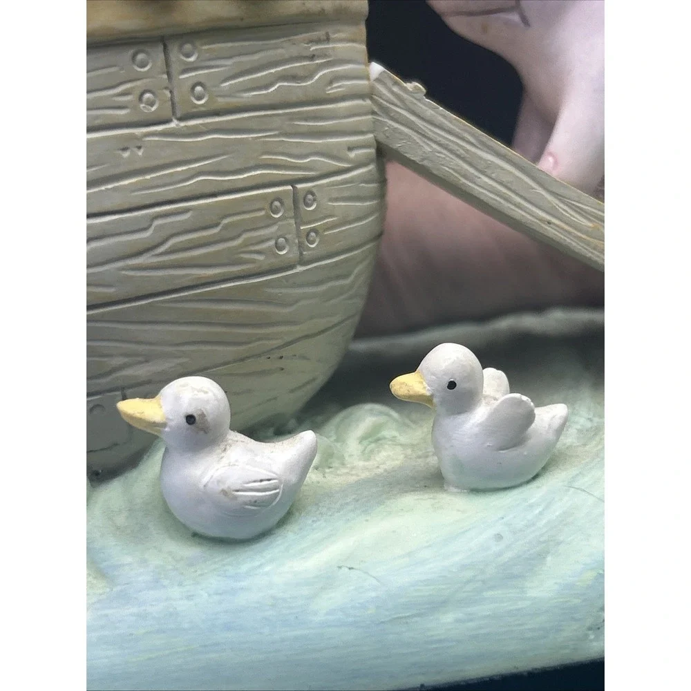 David Walker Noah's Ark Vintage Bookend by Michael And Company. Lion Sheep Boat